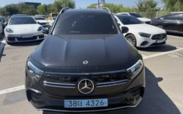 인천중고차신용카드할부 EQB (X243) EQB 300 4MATIC AMG 라인 매물 사진 3 - 2022/10 31,603km