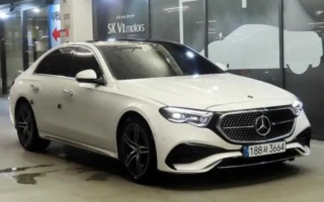 인천중고차신용카드할부 E-클래스 W214 E300 4MATIC 매물 사진 17 - 2025/08 7,894km